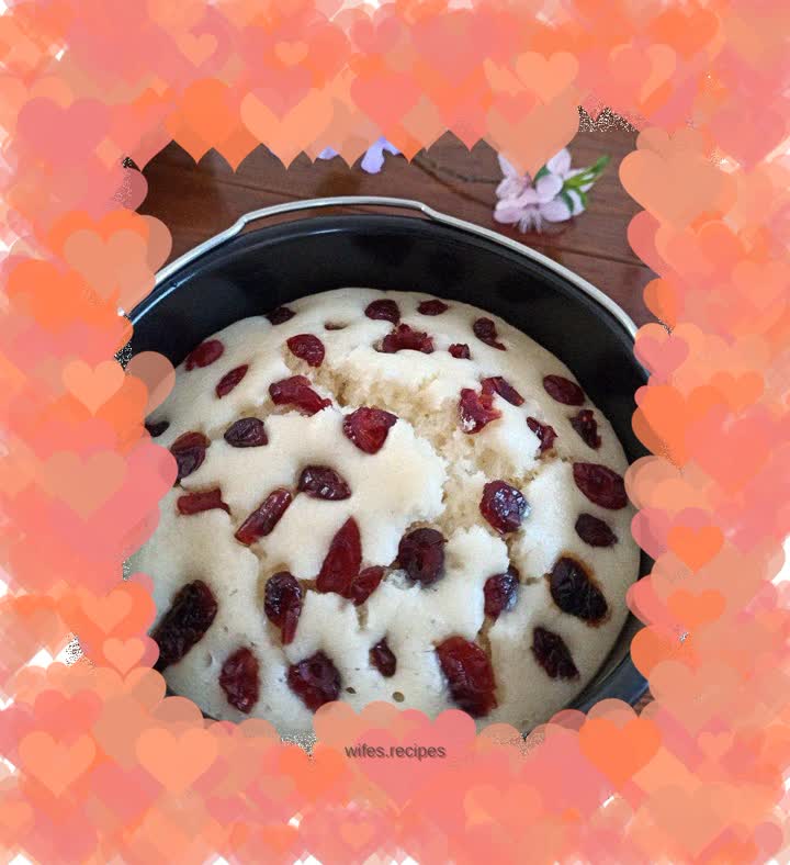 Brewed Cranberry Steamed Cake