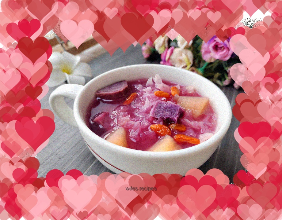 Purple Sweet Potato, Apple and Tremella Soup