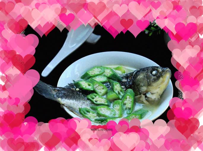 Okra and crucian carp soup