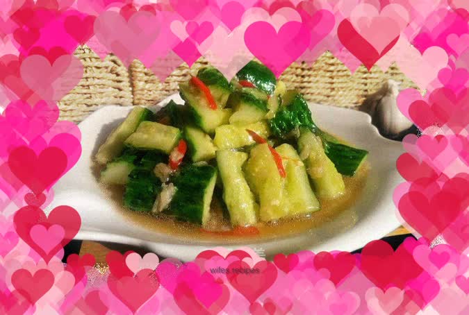 Quick cold dish – mashed garlic and cucumber