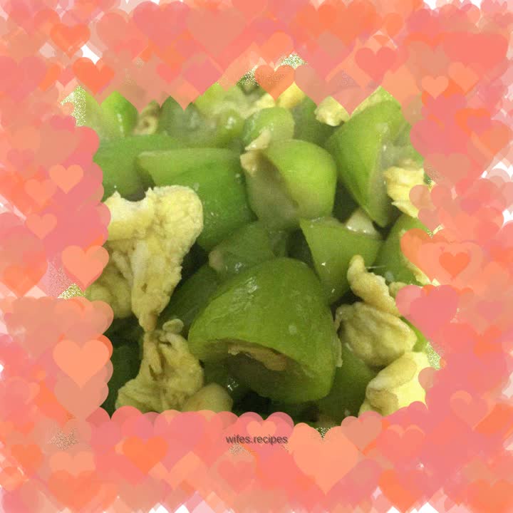 Scrambled eggs with loofah