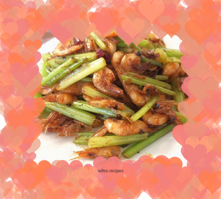 Stir-fried river shrimp with celery
