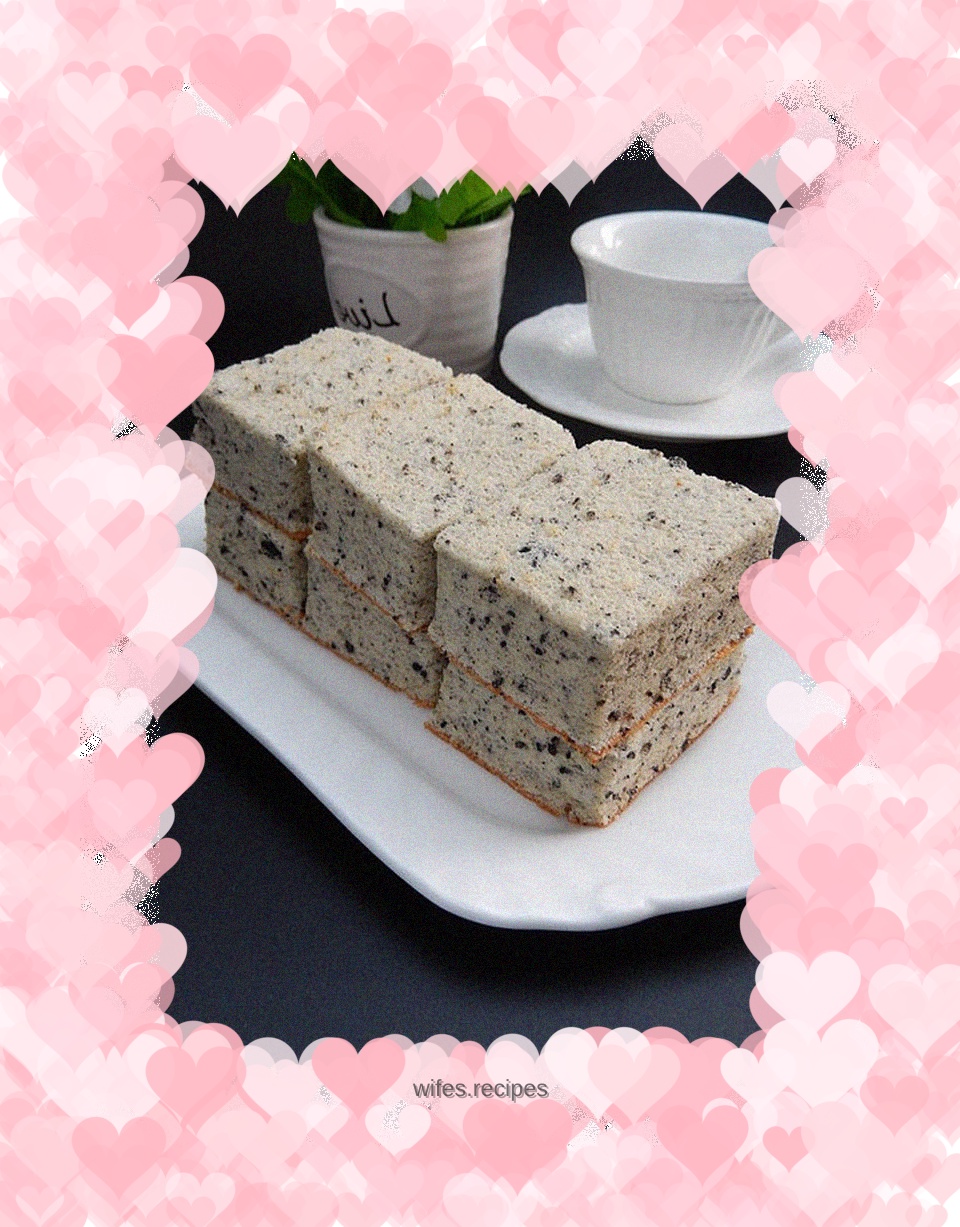 Black sesame chiffon cake