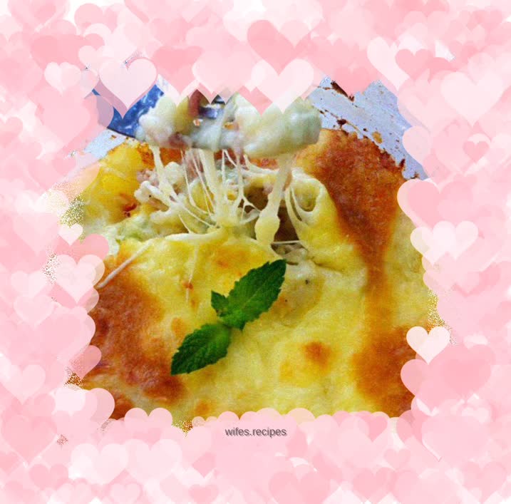 Simple Baked Bacon Mashed Potatoes