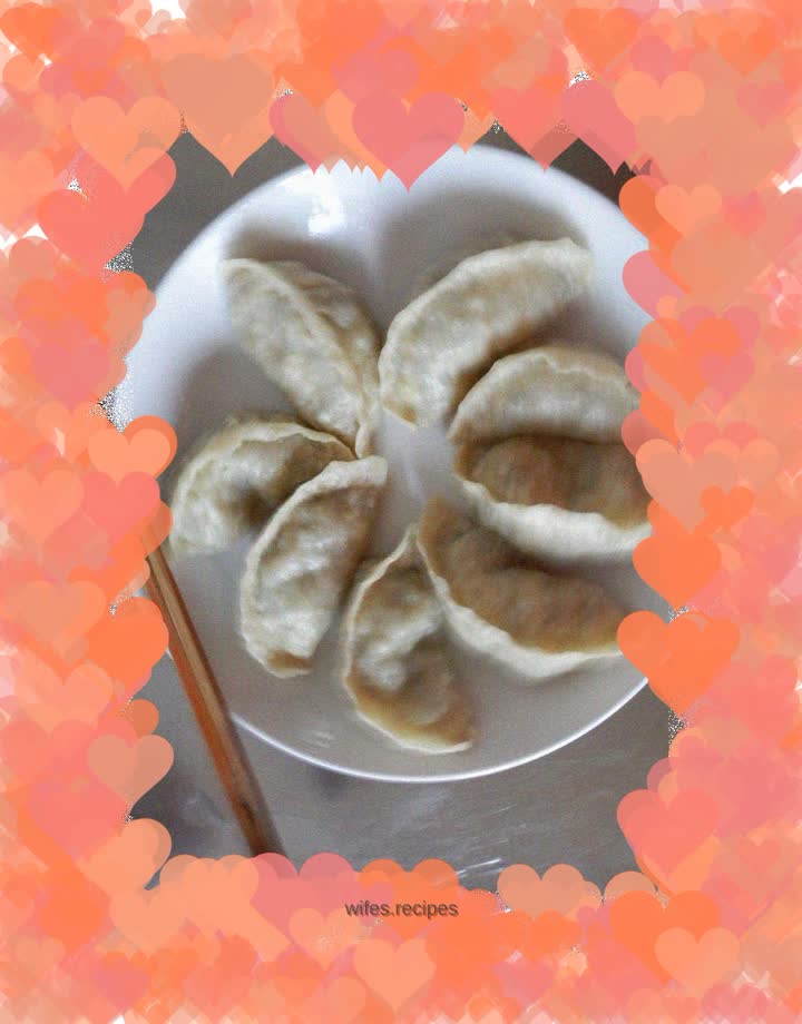 Refreshing steamed dumplings in summer