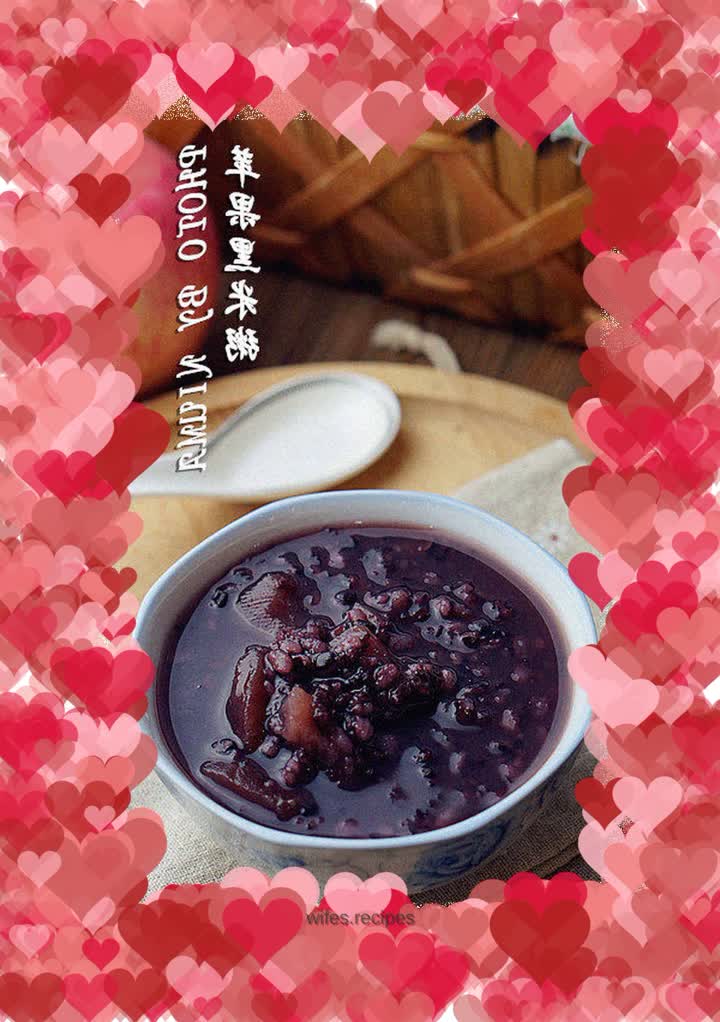 Apple black rice porridge