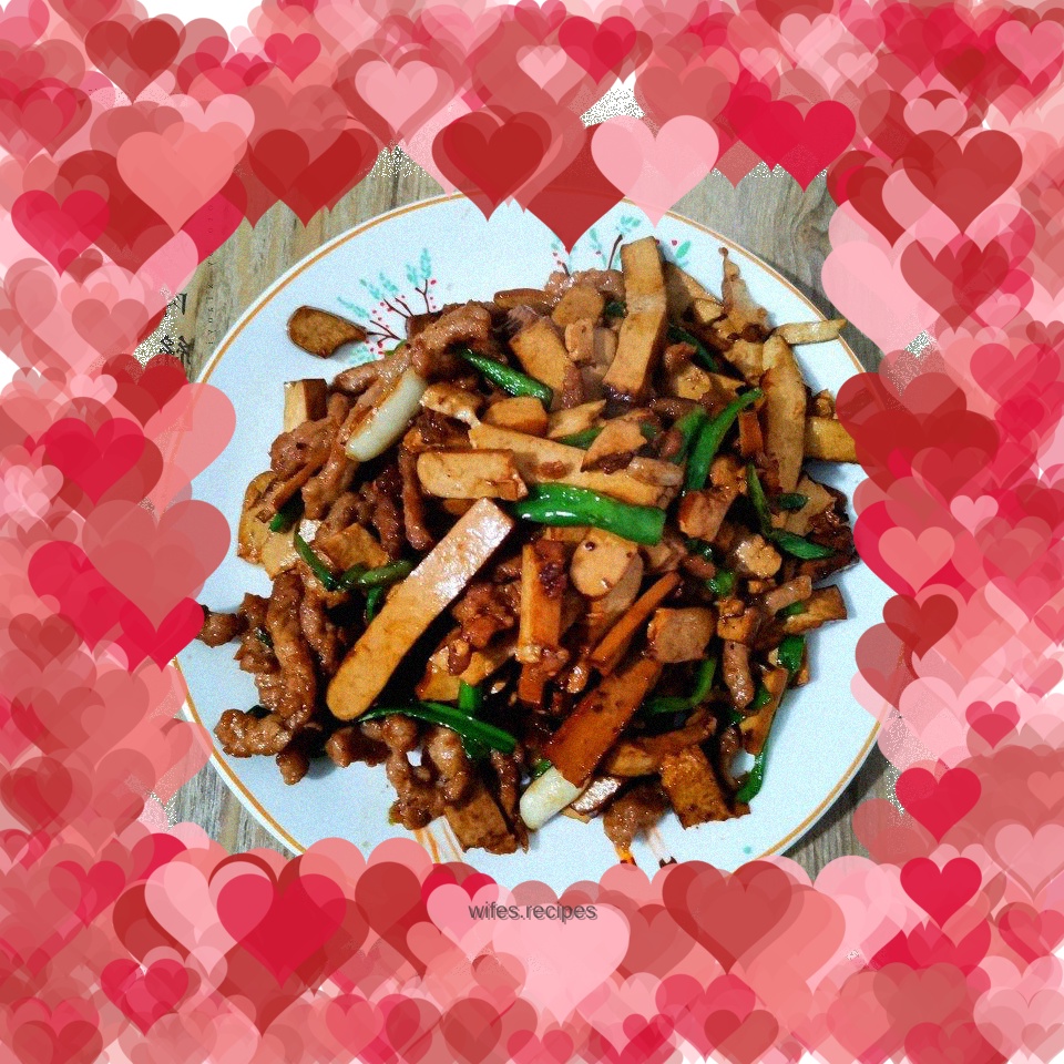 Stir-fried shredded pork with dried tofu