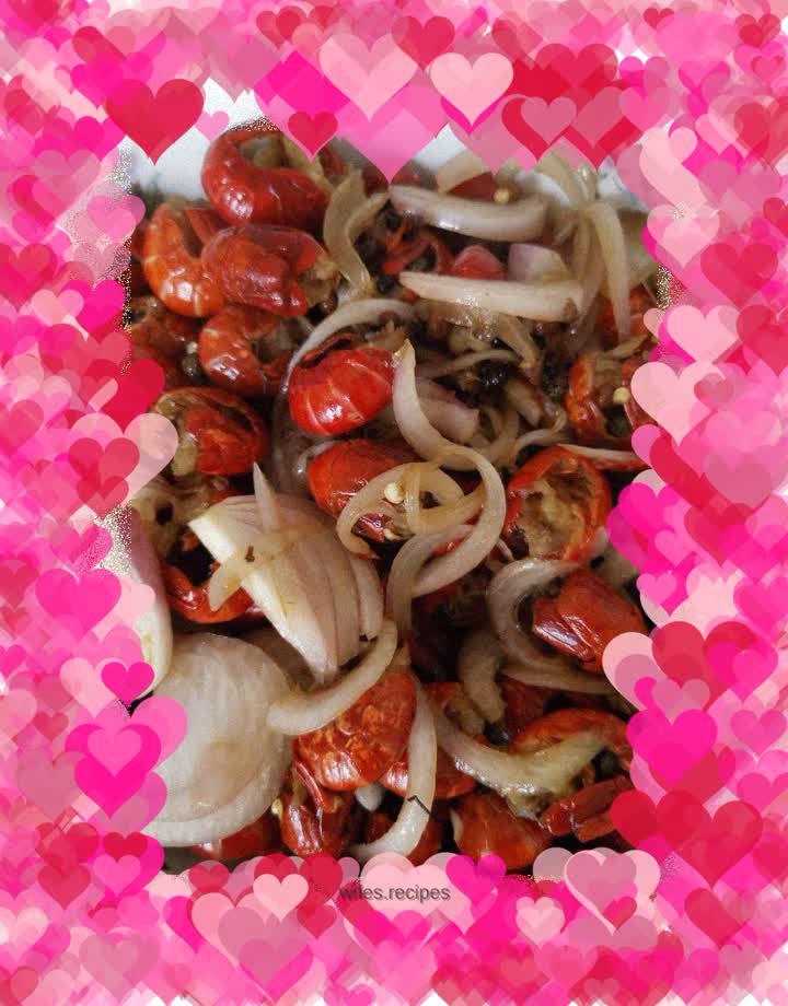 Spicy stir-fried shrimp tails