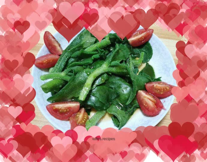 Grapefruit juice mixed with icewort