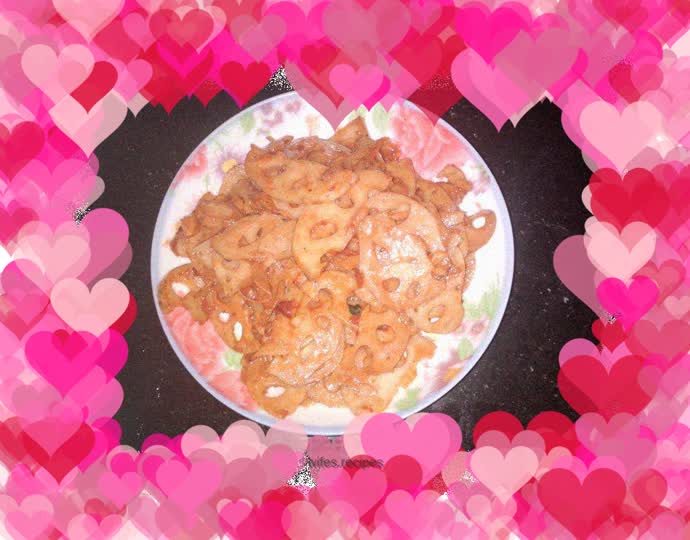 Stir-fried southern milk lotus root slices