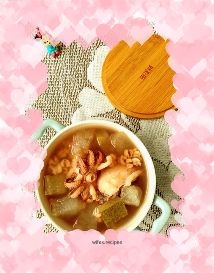 Winter melon, barley and cuttlefish soup
