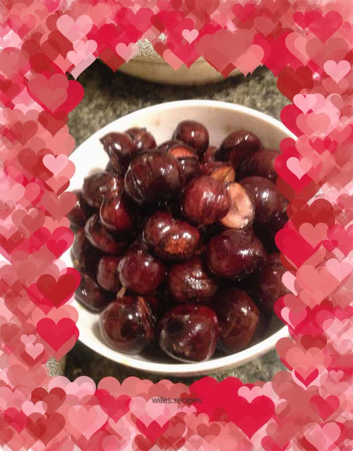 Rice cooker stir-fried chestnuts with sugar