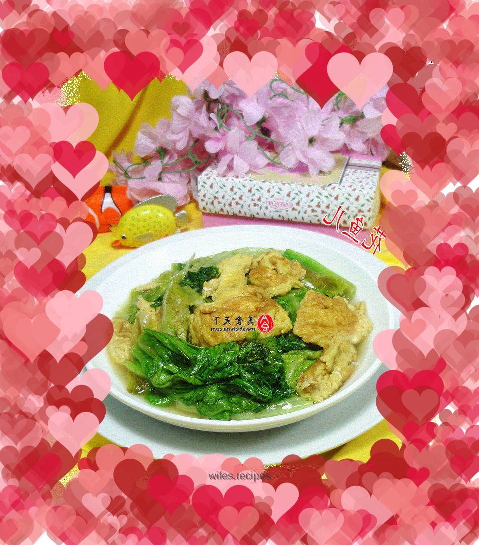 Stir-fried eggs with lettuce