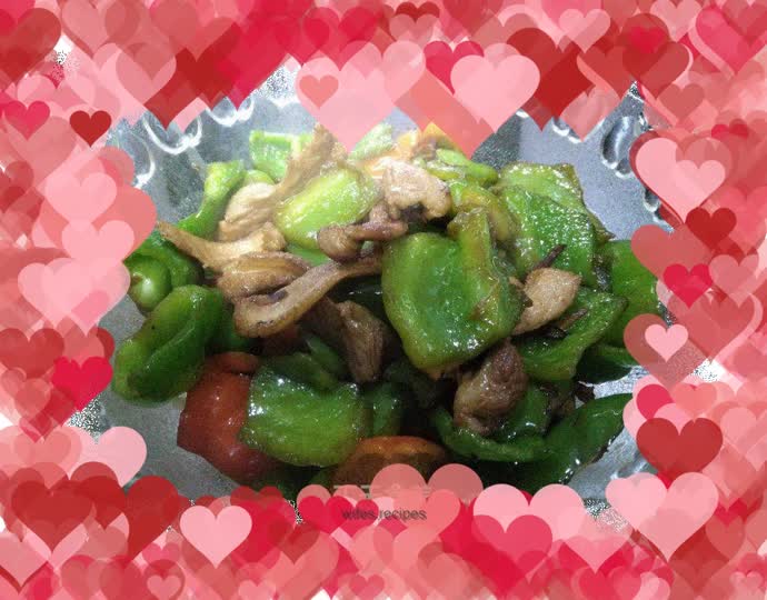Fried pork with green pepper