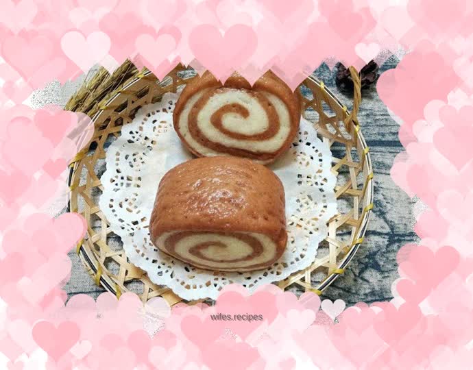 Milk cocoa roll