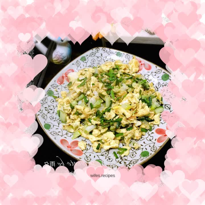 Fried eggs with leek balls