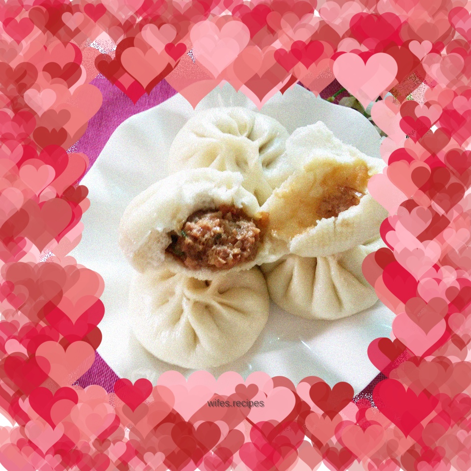 Potato and pork buns