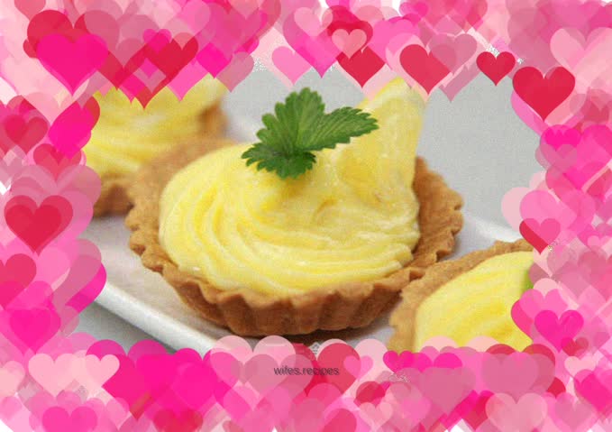 Lemon cream tart - very sour and moderately sweet