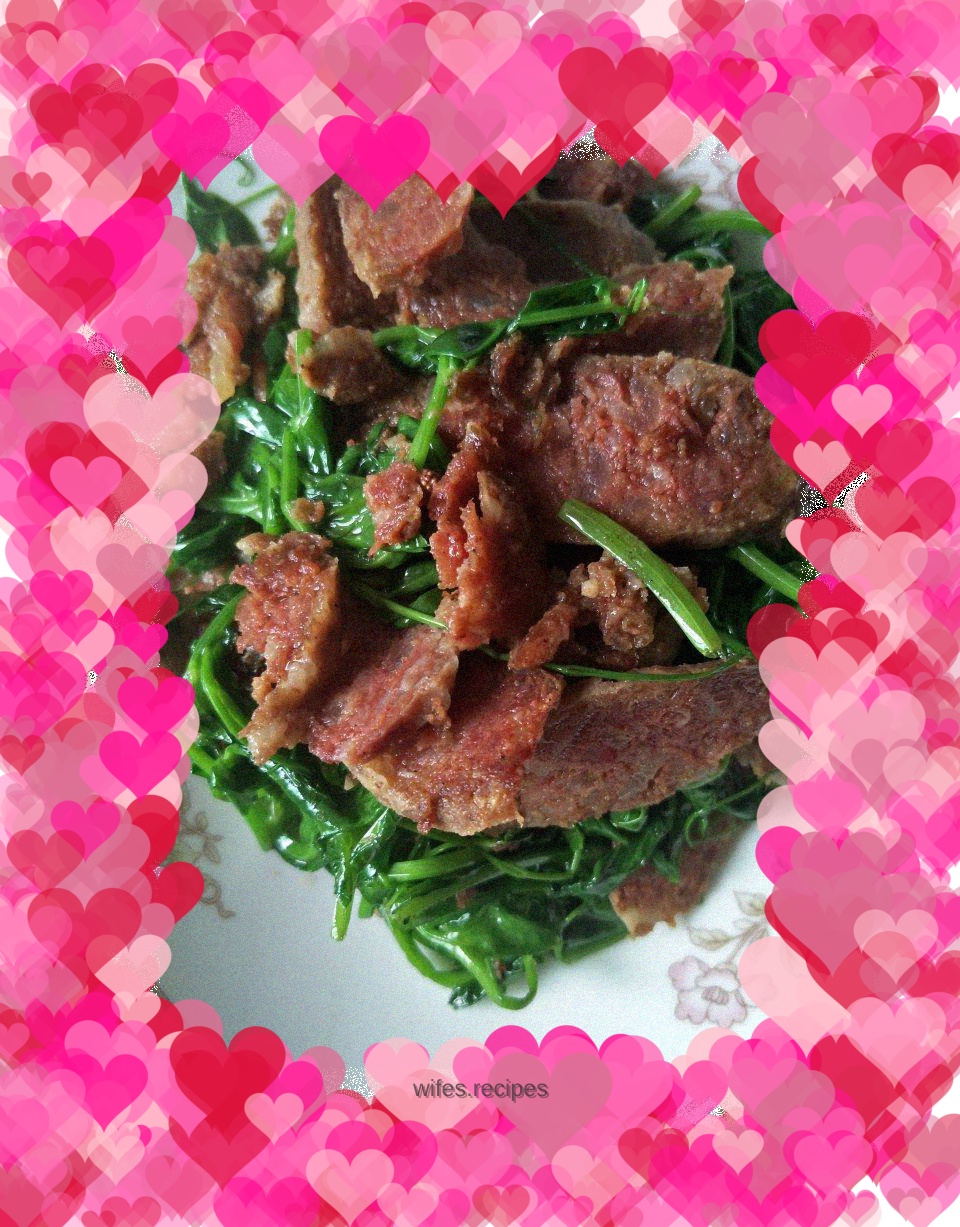 Sausage with pea tips