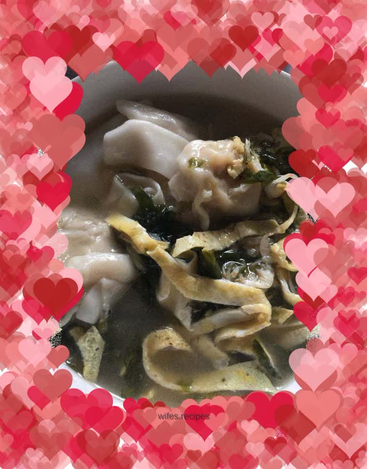 Cabbage and pork wontons