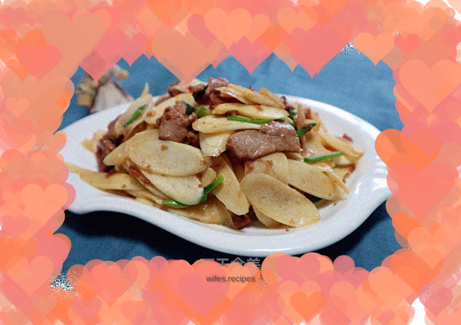 Stir-fried pork slices with wild rice