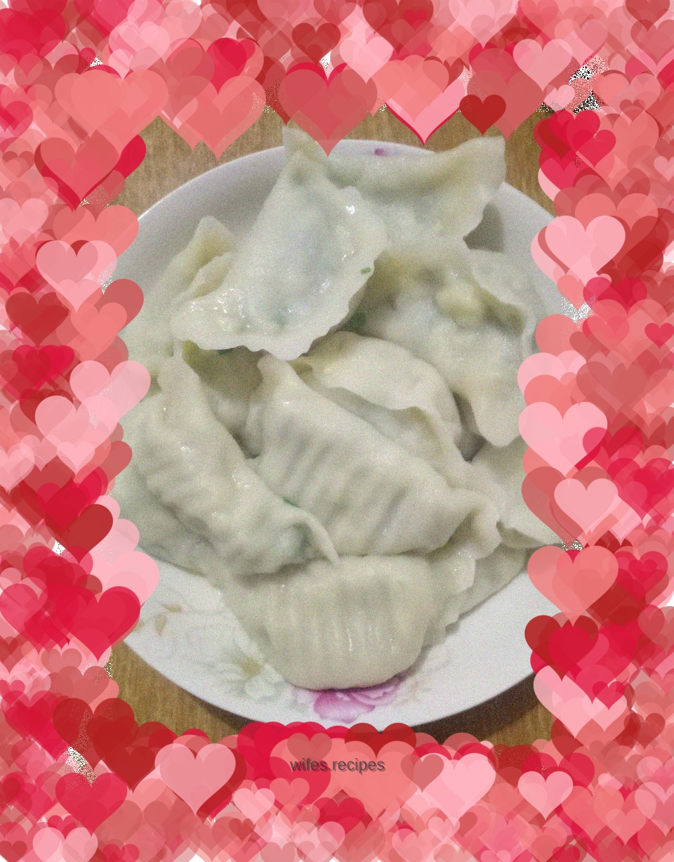 Leek and egg dumplings