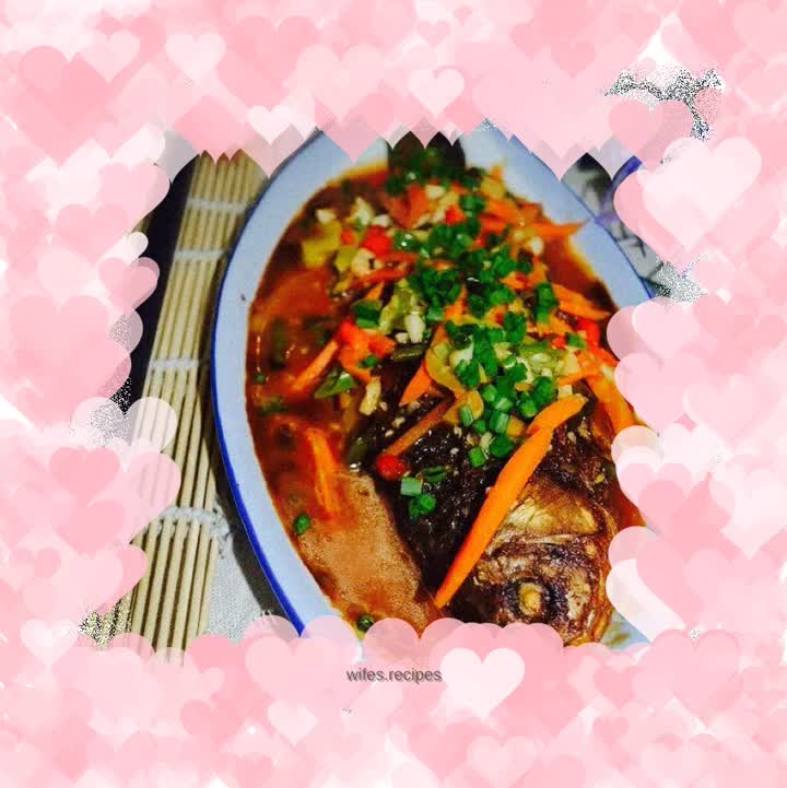 Sweet and sour crucian carp