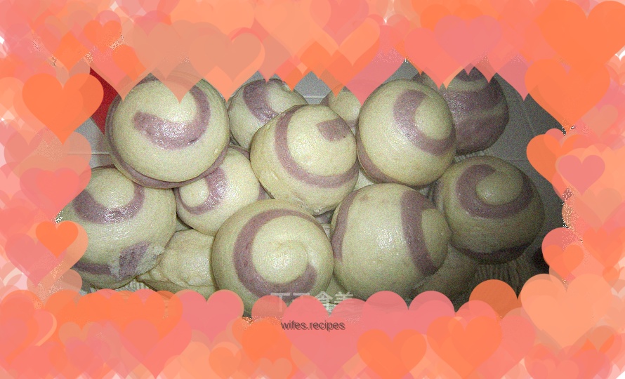 Purple Sweet Potato Spiral "Bean Paste Bun"