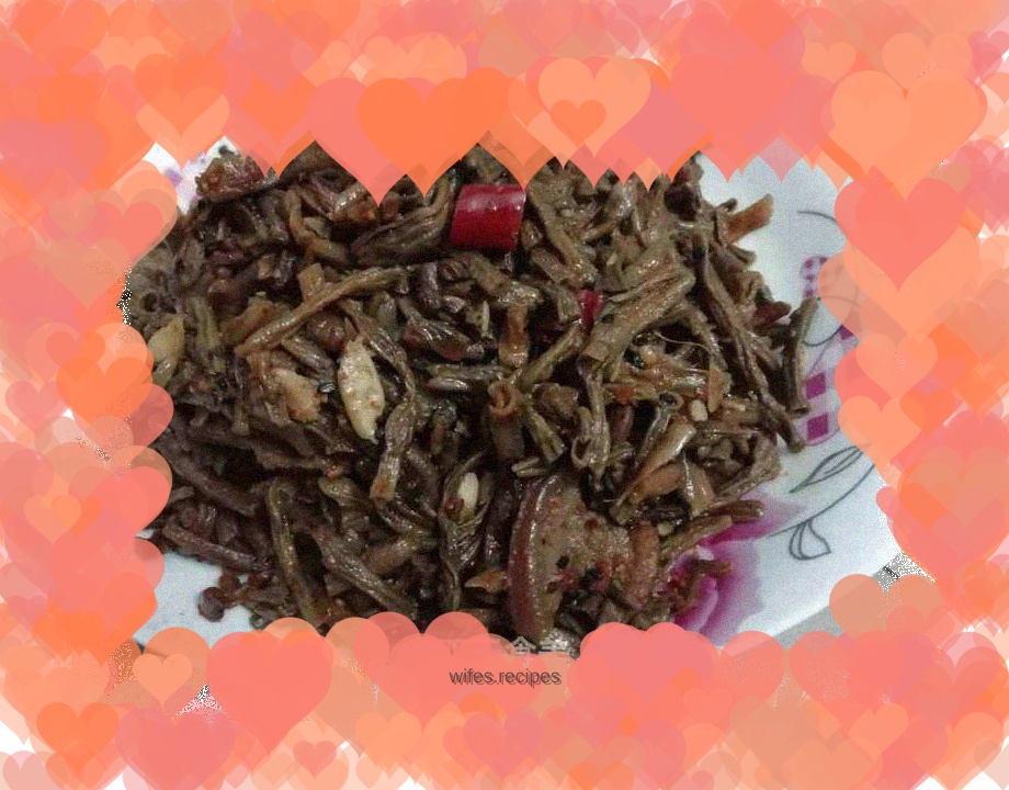 Pork belly stewed with dried beans