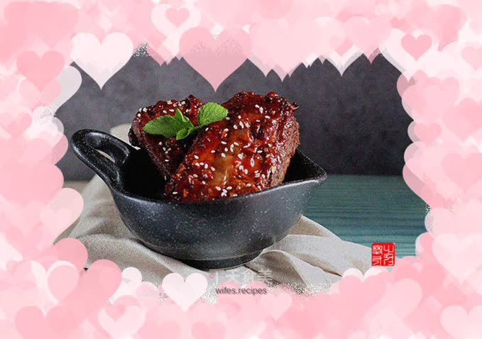 Grilled Ribs with Sauce