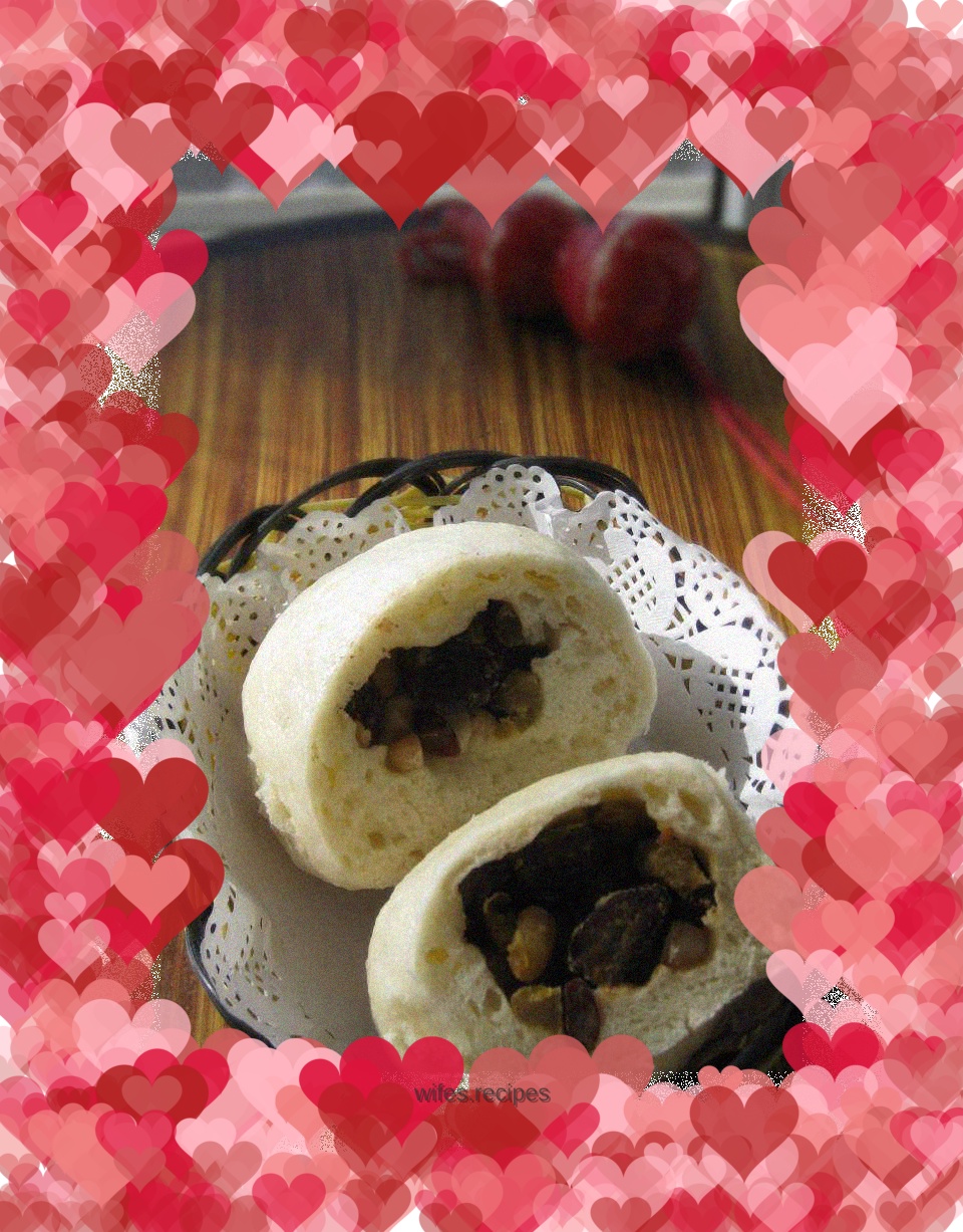 Honey bean steamed buns