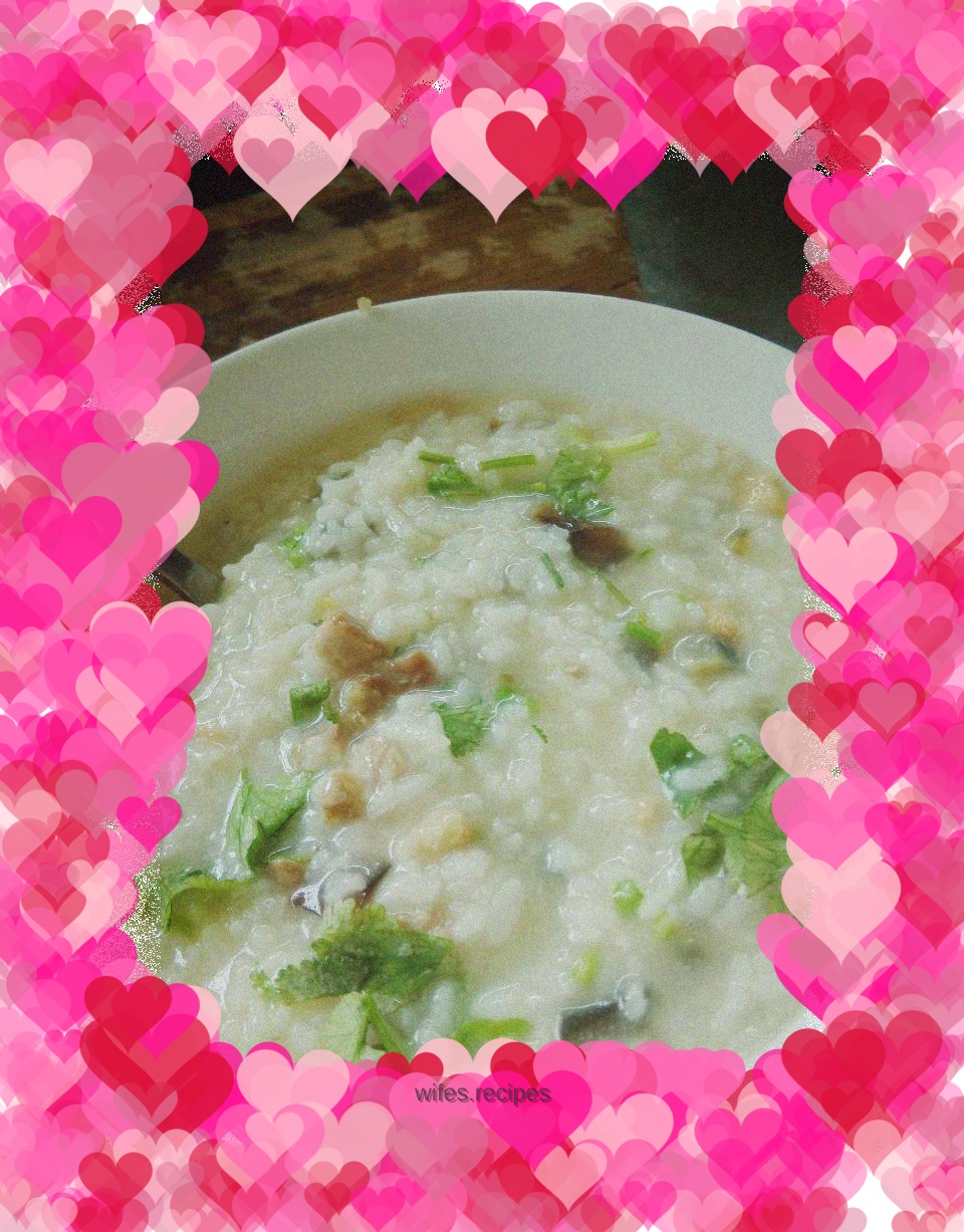 Preserved egg and lean meat leftover rice porridge