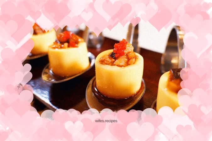 Peacock Spreading Tofu