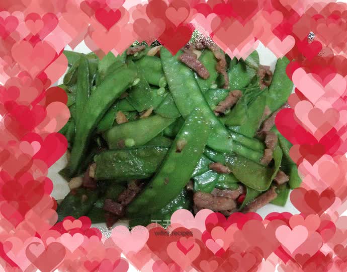 Steak and fried snow peas