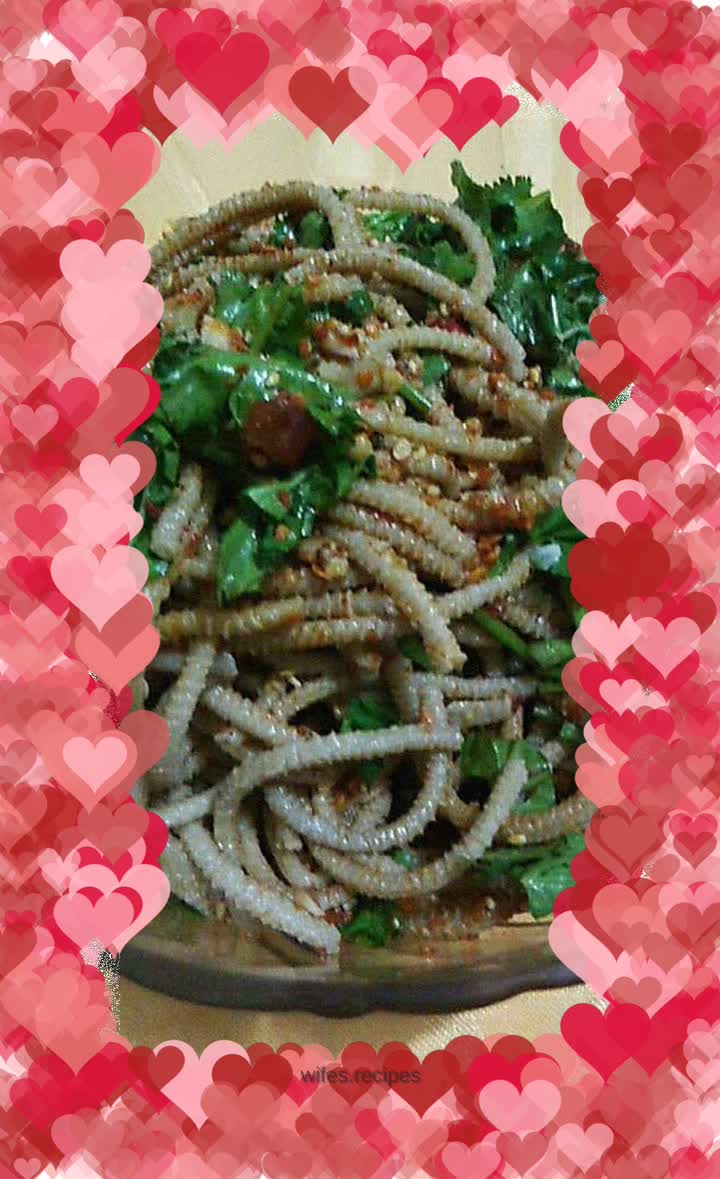 Knead the swallow noodles