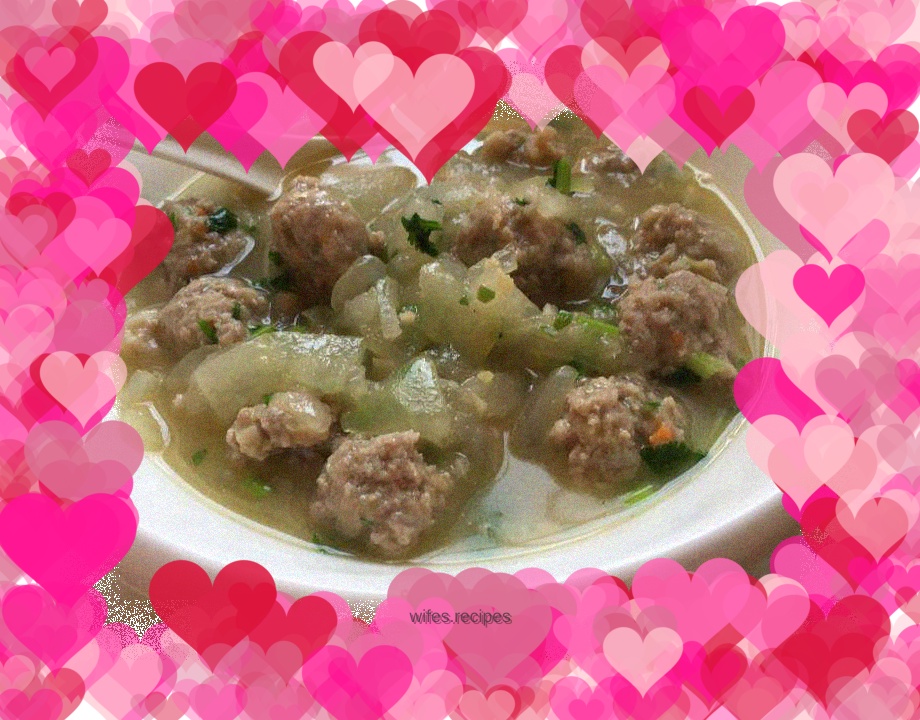 Autumn nourishes yin and moisturizes the lungs~~~Winter Melon, Lotus Root and Meatball Soup