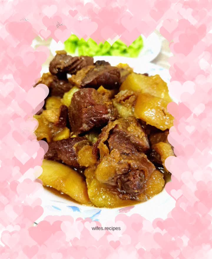Beef stewed with radish