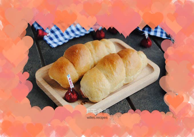 Ham sausage and soy milk bread
