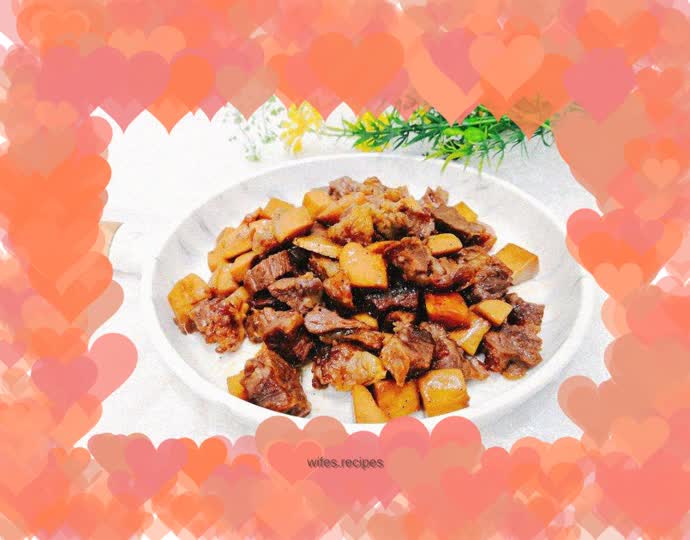 Beef cubes with king oyster mushroom