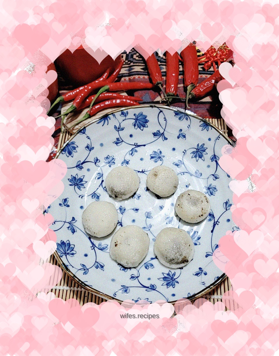 Fried glutinous rice balls