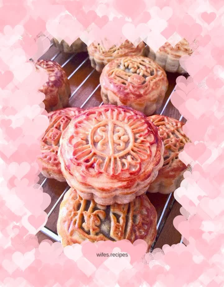 Mung bean paste mooncake