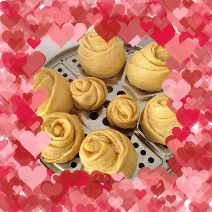 Pumpkin and Rose Steamed Buns