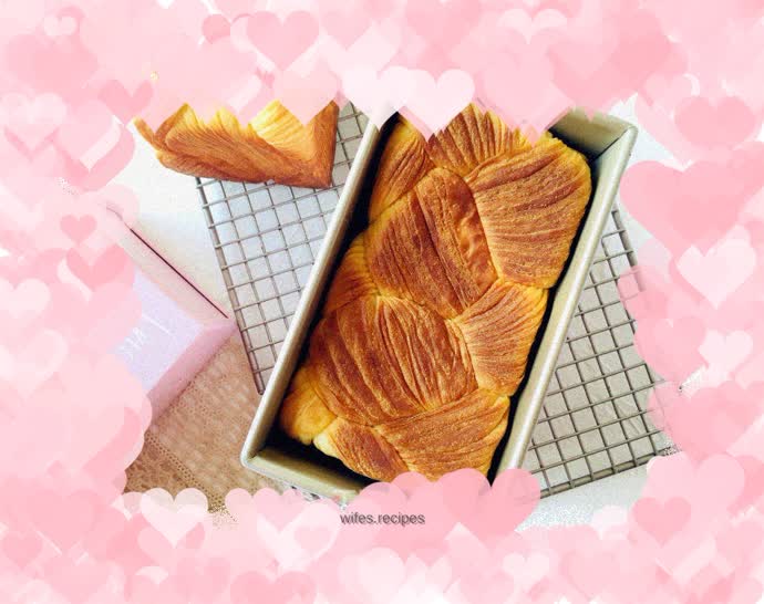 Soufflé Marbled Toast