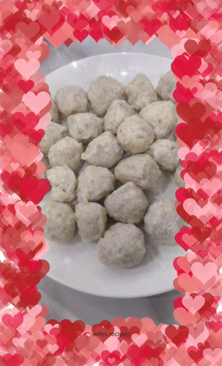 Grass carp meatballs