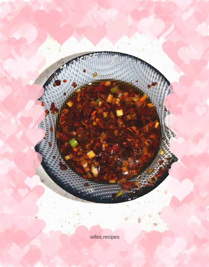 Chili oil dipped in water