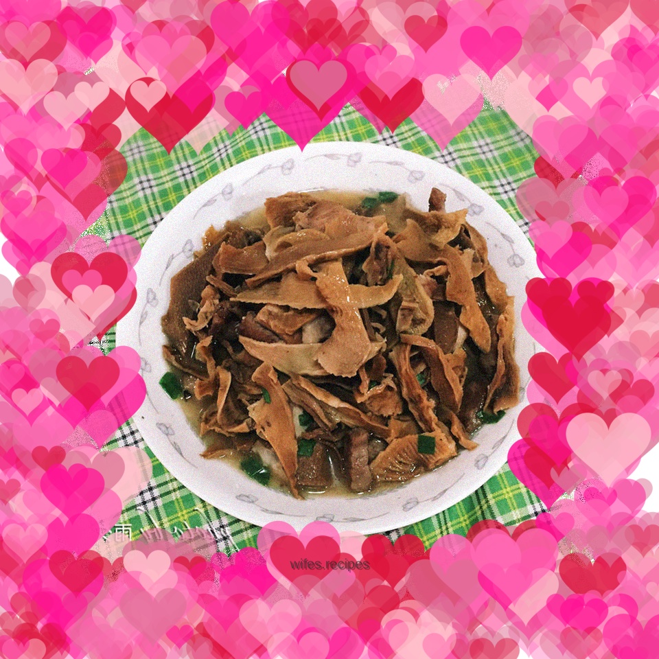 Stir-fried shredded pork with dried bamboo shoots