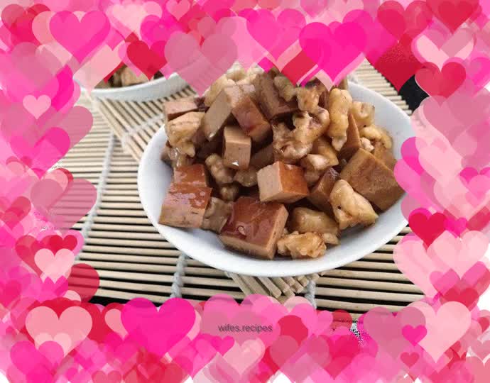Dried tofu mixed with diced walnuts