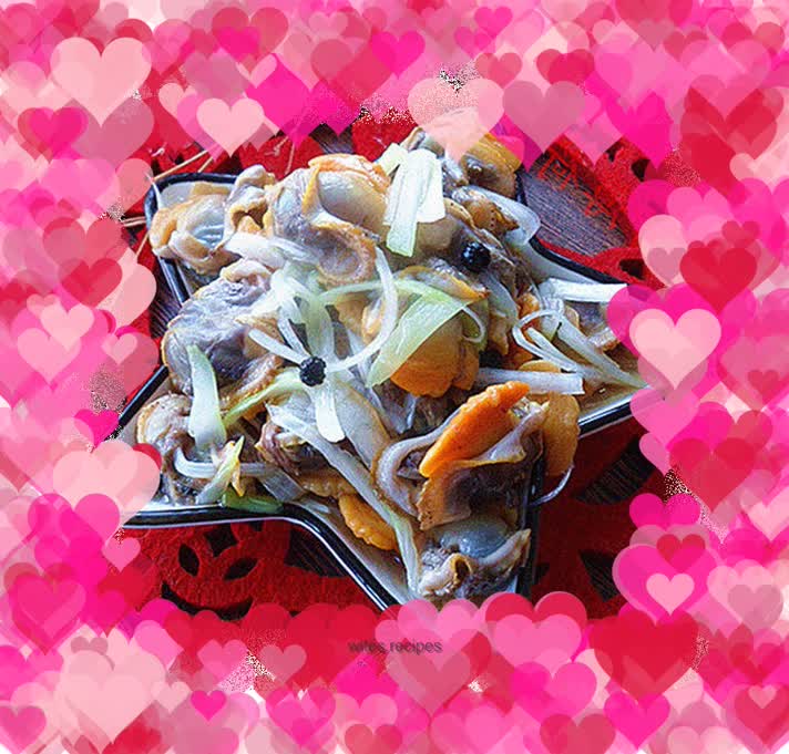 Sesame clams with scallion oil