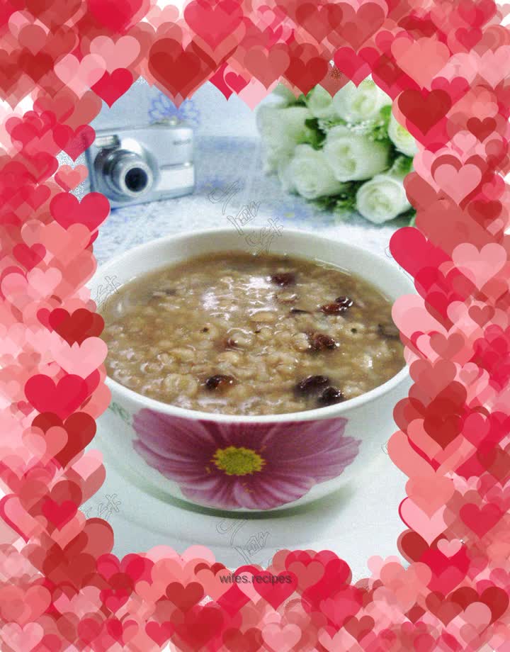 Barley kernel, red bean and rice porridge
