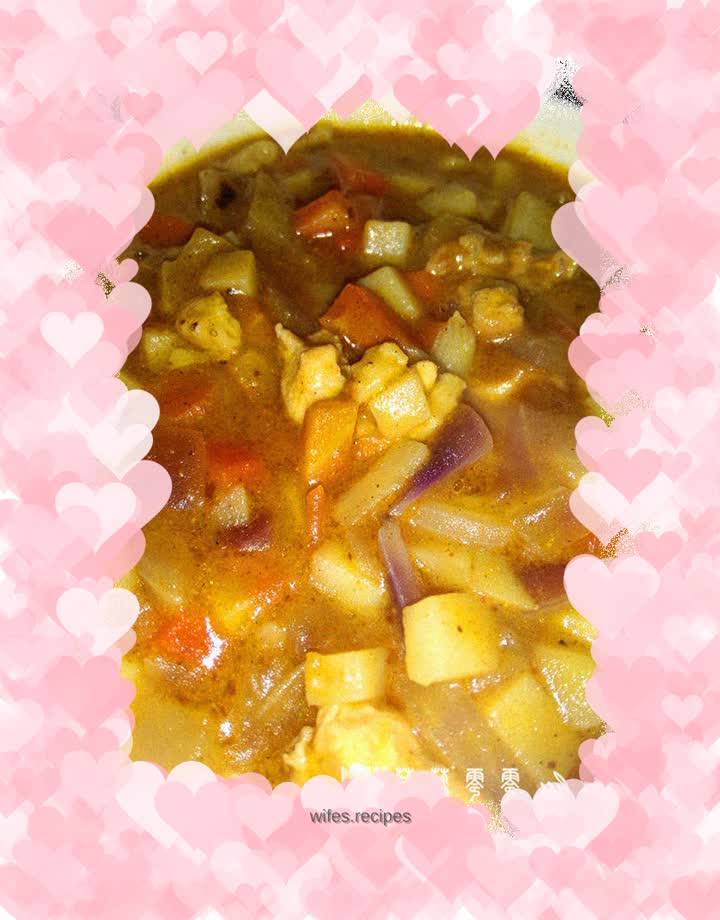 Curry chicken and diced potatoes